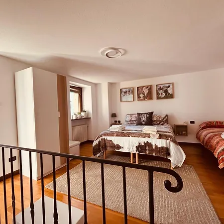 La Maison Des Amis Apartment